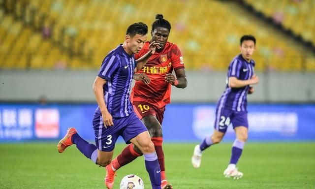 英雄联盟台服官网-中超赛程吃紧，波特兰开拓者窗口期更衣室发声，质疑声仍在，更衣室氛围转暖(波特兰开拓者vs奥兰多魔术)