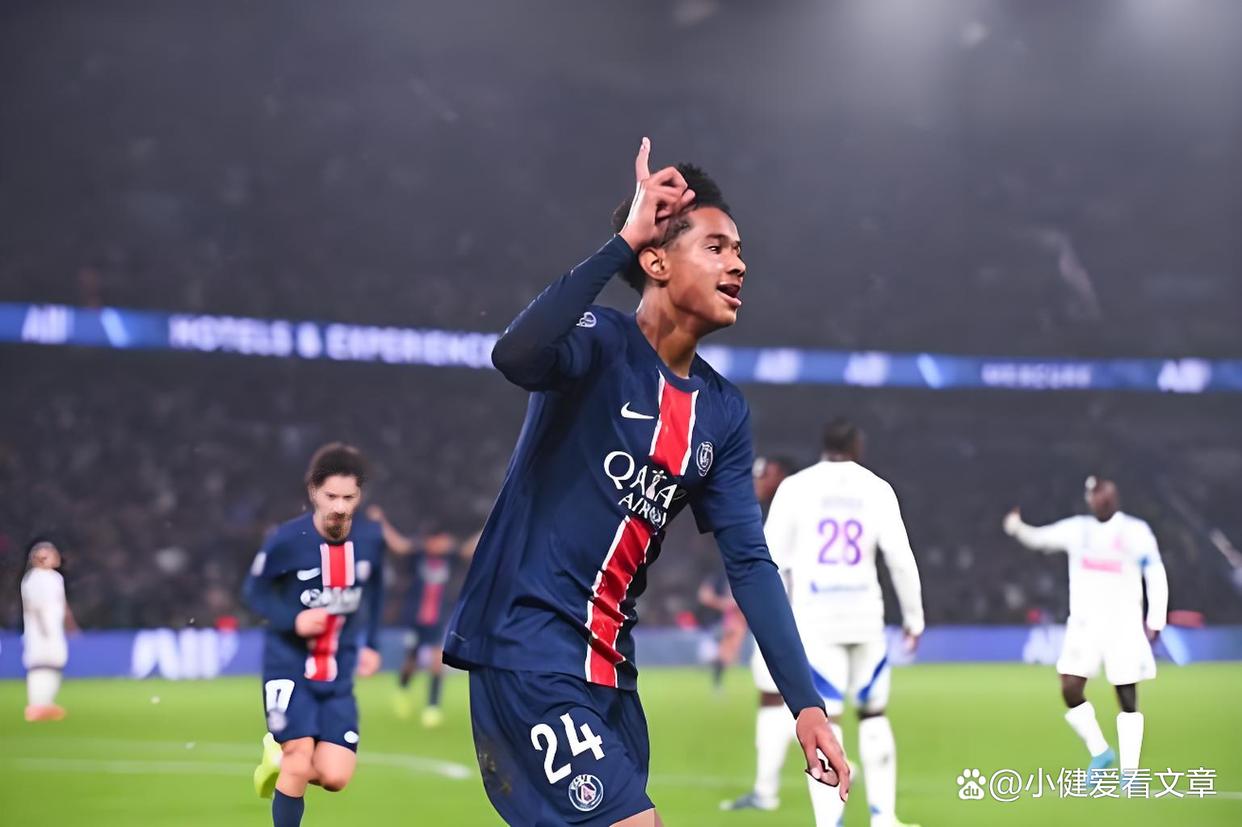 英雄联盟台服官网-赛前罗马调整名单以备法国杯，再遭质疑环节打磨，引发热议，数据趋势出现新变化的简单介绍